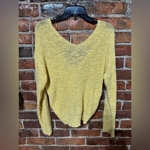 Love Tree Sunny Yellow Knit Top with Back Twist Design Size Small